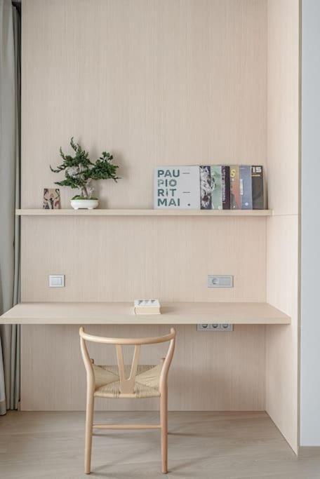 Ferienwohnung Cozy Japanese Oasis With Balcony, Gramophone, Netflix Wilna Exterior foto